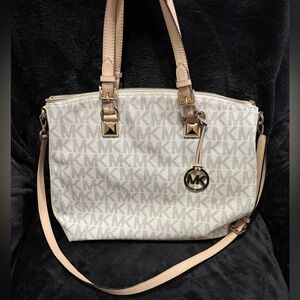 Michael Kors large laptop tote shoulder bag crossbody purse, cream, EUC